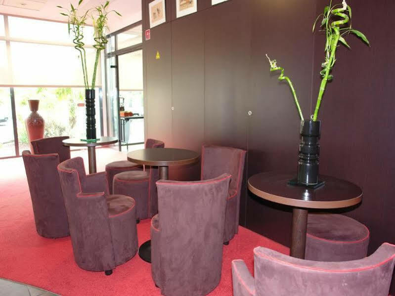 Brit Hotel Du Stade Rennes Ouest Exterior photo